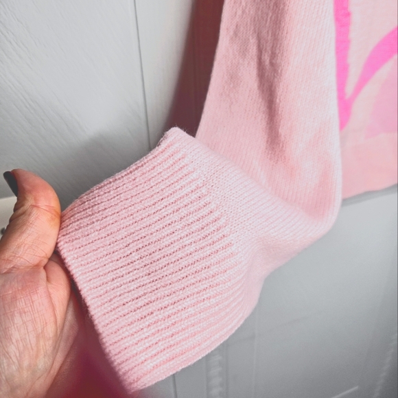 Divided by H&M Pink Panther Pink Cropped Crew Neck Long Sleeve Sweater M - Picture 5 of 10